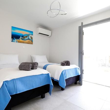Axs First Floor Apartment Aegina Town Esterno foto